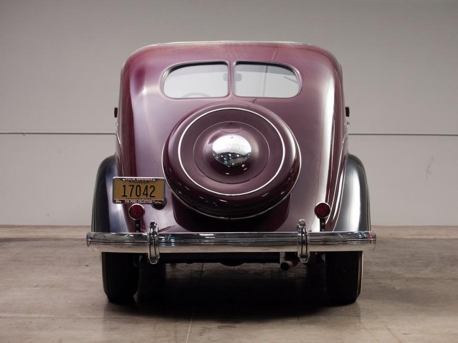  Chrysler Airflow Sedan 1935 года  (фото 5 из 7)